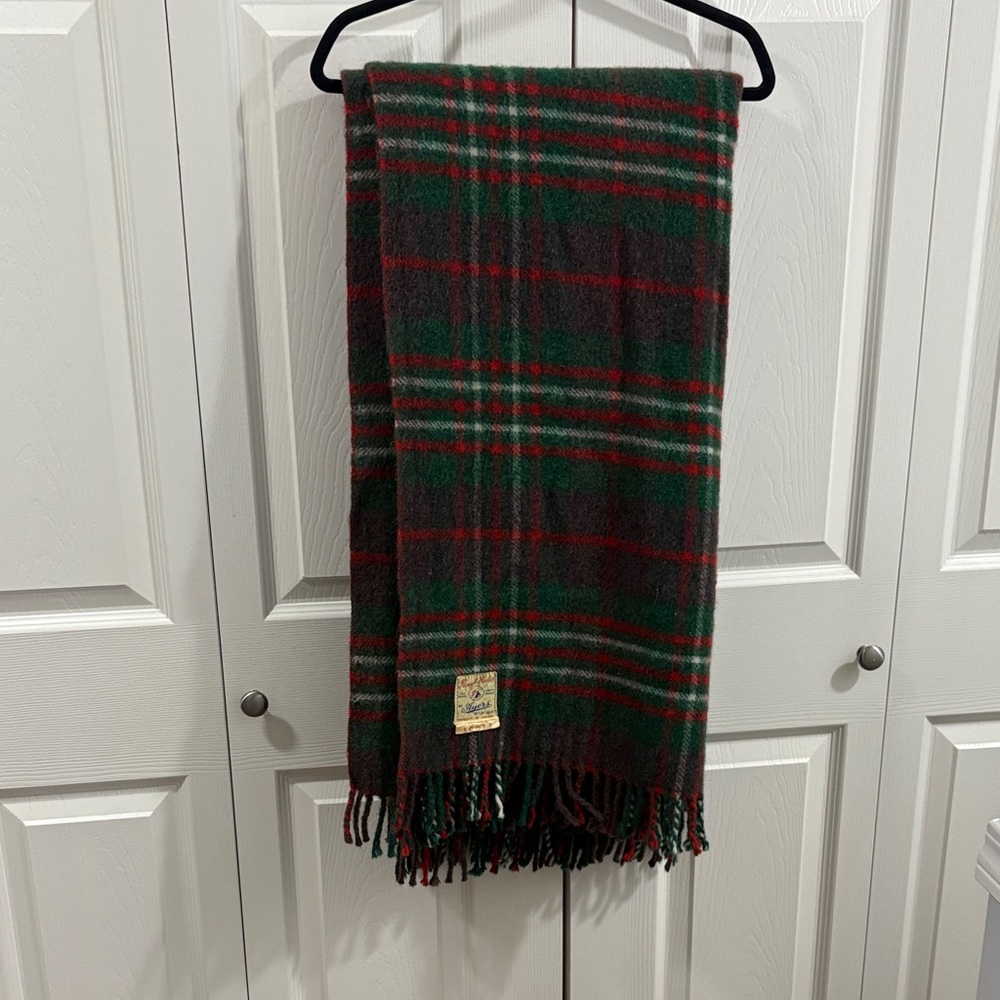 Classic Green & Red Tartan Throw Blanket with Fringe 100% Wool